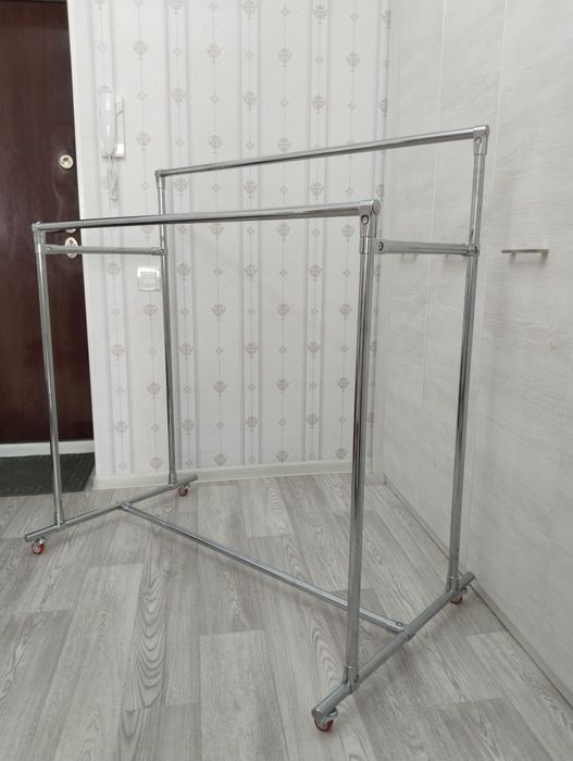 Стойки разные гардеробные