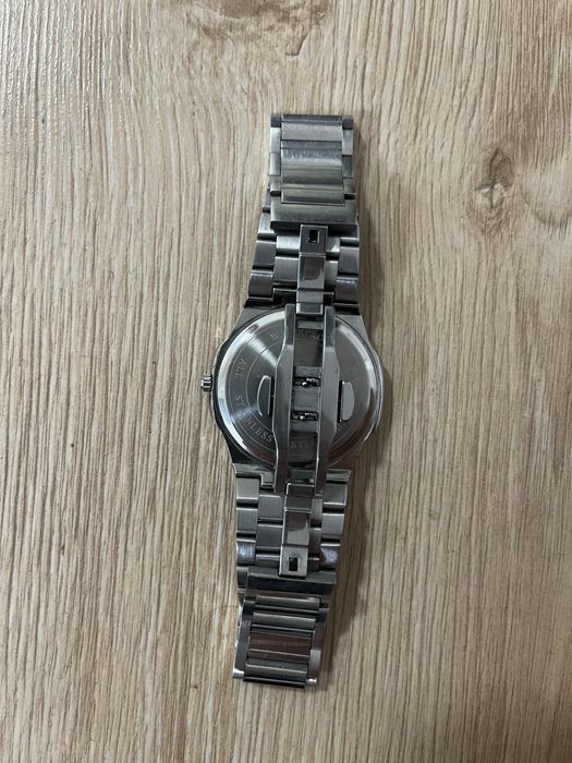 Продам часы tissot
