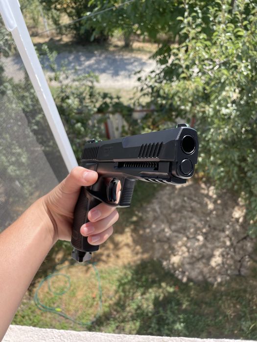 Pistol Airsoft -30 Jouli (Foarte Puternic !)