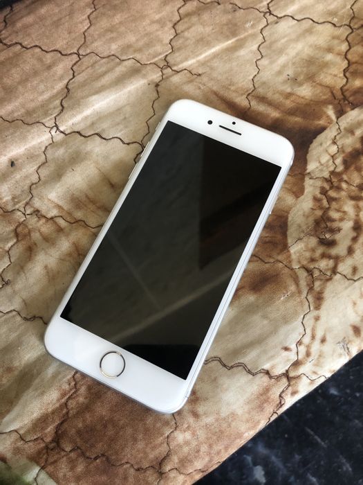 iPhone 7 продам.