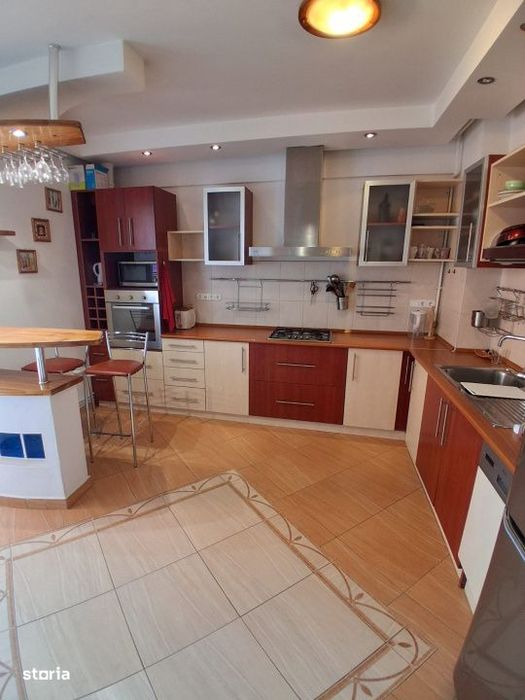Vanzare apartament superb, 4 camere, 2 bai, Zorilor