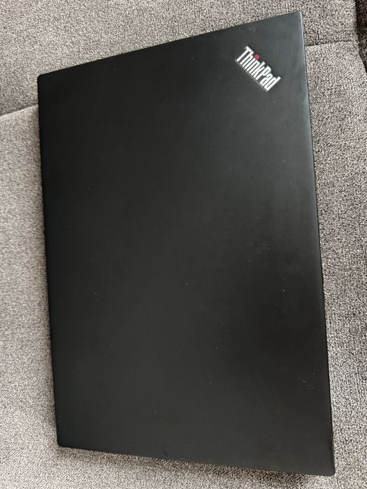 Lenovo ThinkPad T14s Gen 1 – Тънък, лек и мощен