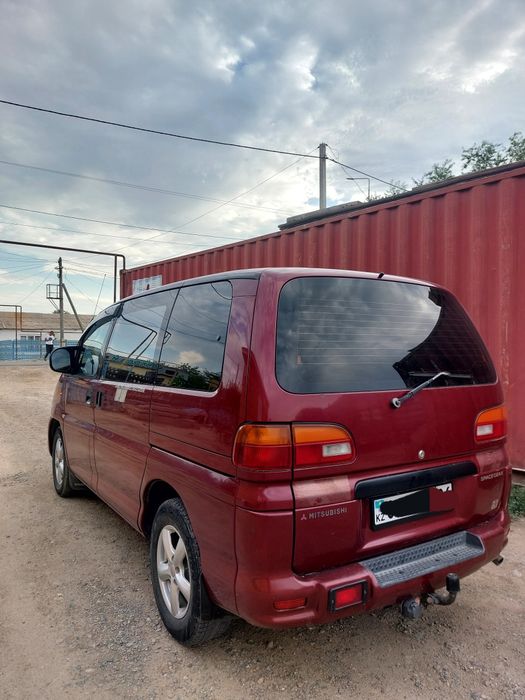 Продам Mitsubishi space gear