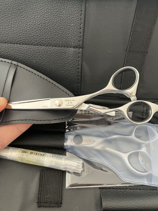 Foarfece tuns Olivia Garden!!