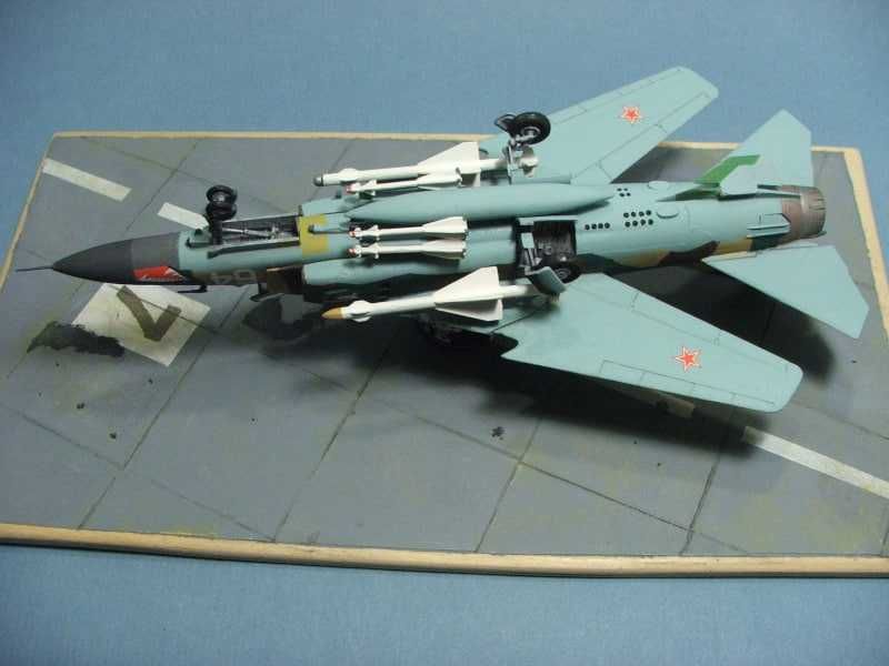 Сборная модель самолетаМиГ-23МЛД (ЗВЕЗДА, 1/72)