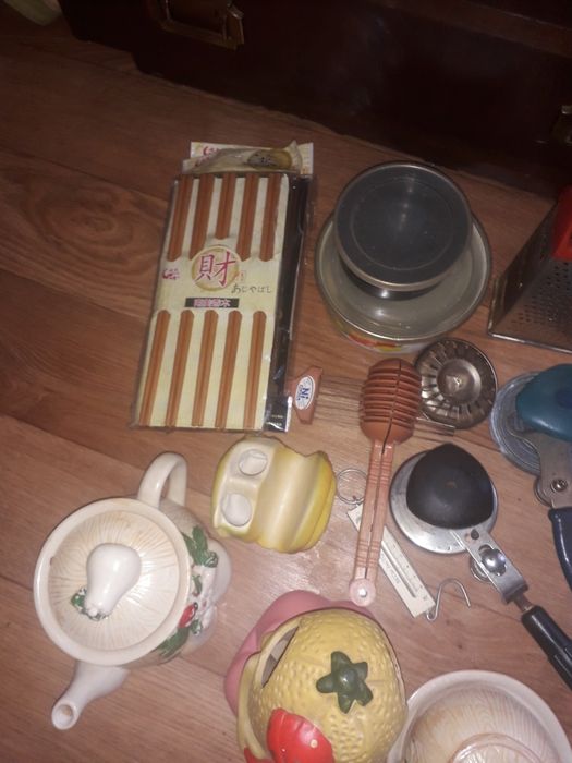 Продам недорого кухонные принадлежности