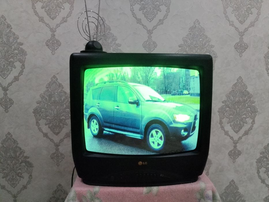 Продам ТВ отл сост