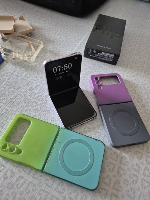 Samsung Galaxy Z flip 4