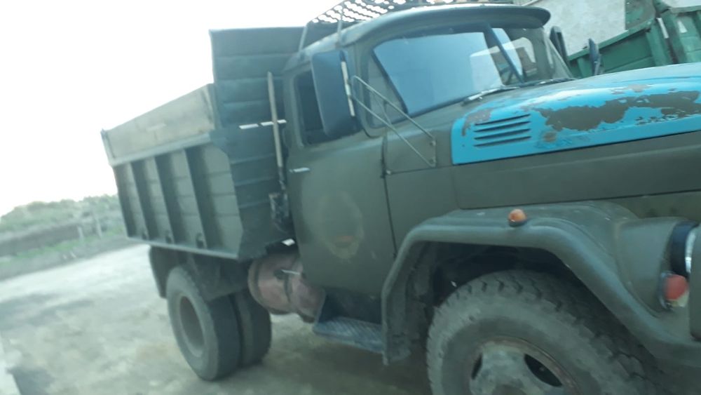 Самосвал Зил 130