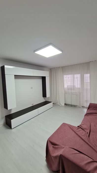 Apartament 3 camere de inchiriat