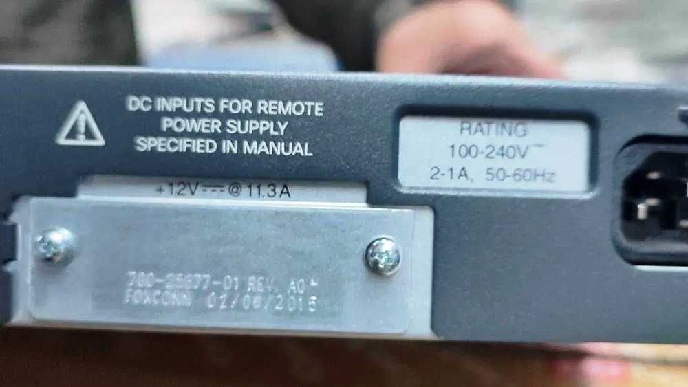 Продам коммутатор Cisco Catalist 2960-X Series