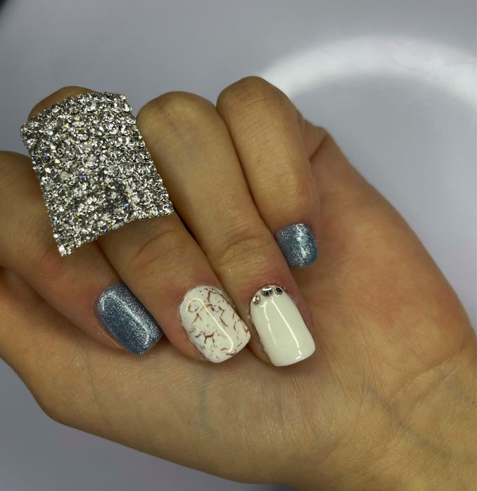 Unghii cu gel/ oja semipermanenta