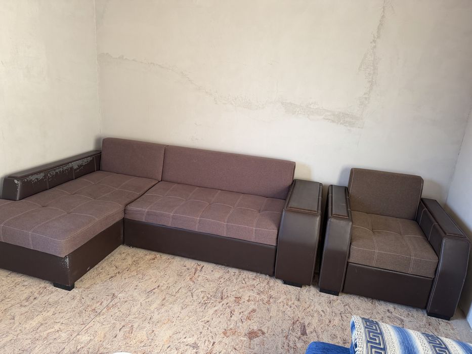 Продам диван  угловой