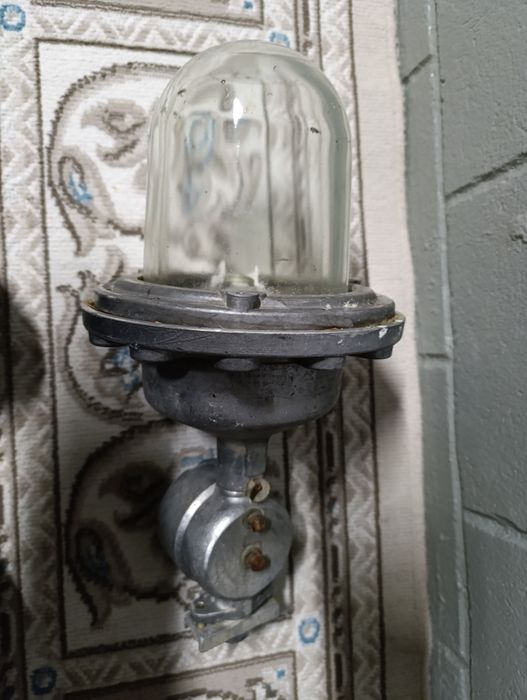 Прожектор СССР продается