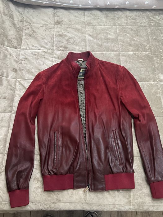 Продам куртки весна мужские