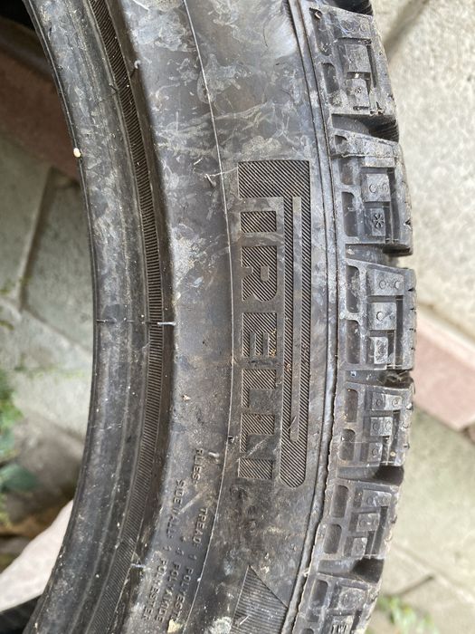 Продам резину б/у Pirelli
