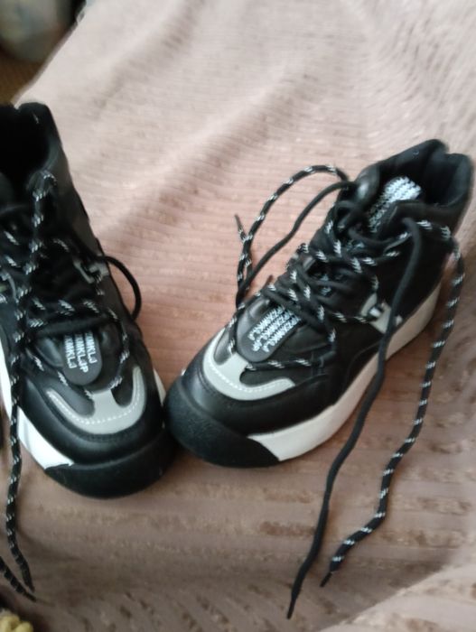 Нови обувки дамски