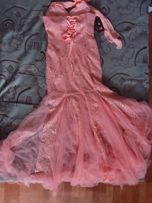 Продам вечернее платье