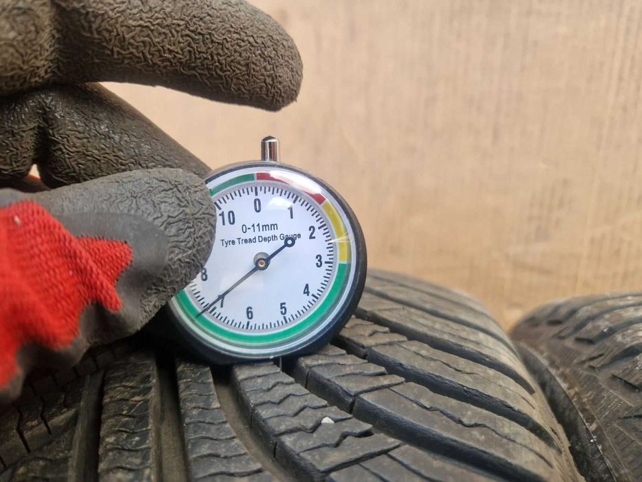 2 Michelin R17 225/55
Зимни гуми 
DOT5116