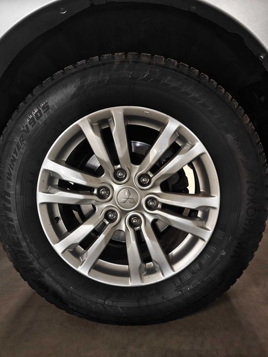 Mitsubishi Pajero 2018