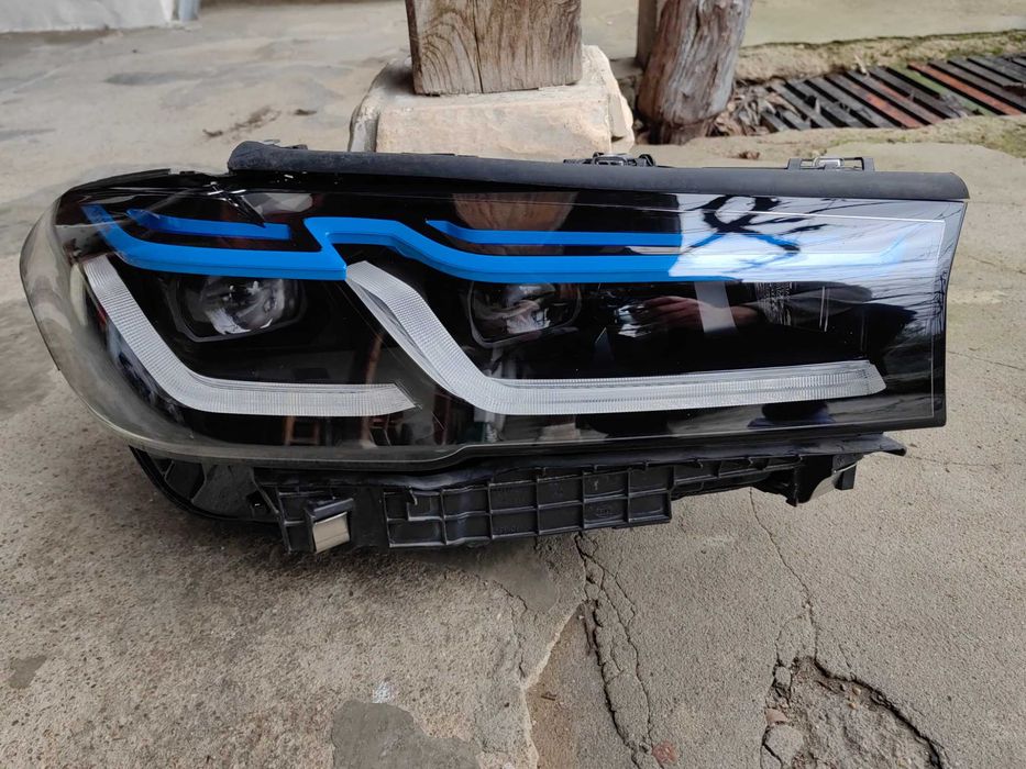 Фар BMW 5 G30/G31 Laser LED десен / Фар БМВ 5 Г30 Г31 Оригинален