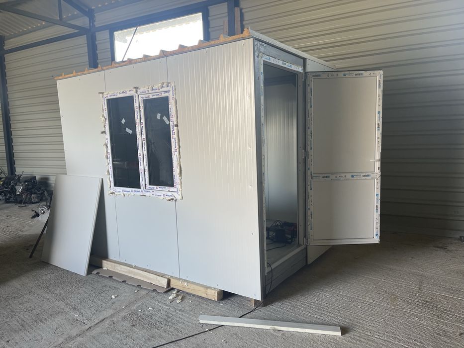 Vand birou container din sandwich 3x2