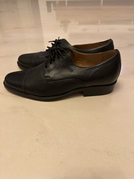 Vând Pantofi din piele Albatros, marimea 41