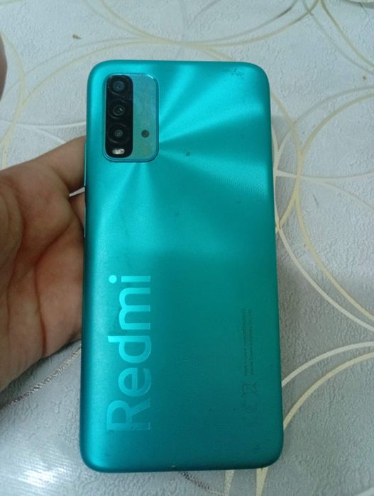 Redmi 9T не много тришна есть