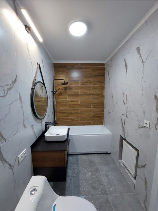 Укладка кафеля Быстро.  Кафелщик Ламинат