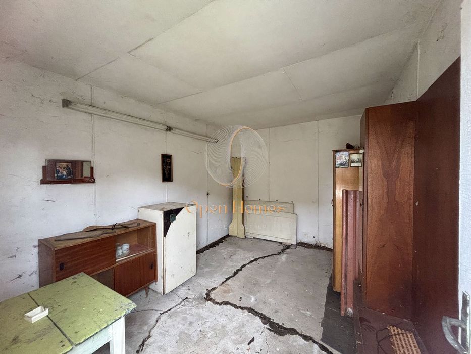 Дворно място с партиди с. Белозем