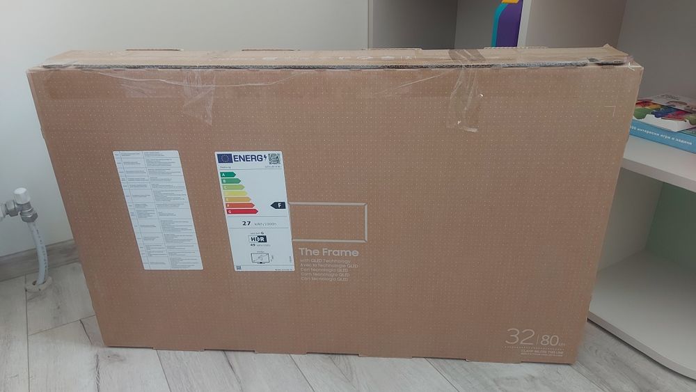 Телевизор Samsung QLED The Frame LS03C 32"