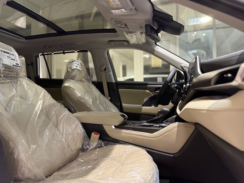 Toyota Highlander Limited Hybrid