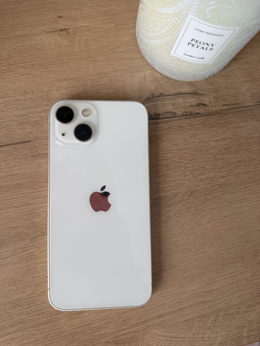 Продам айфон 13