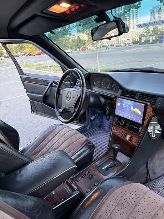 W124 японец. Кожа е320