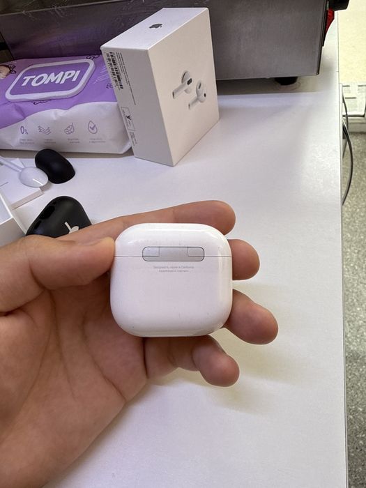 Airpods 4 оигинал