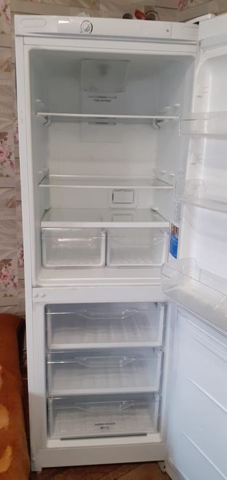 Холодильник Индезит