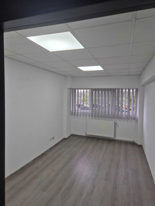 inchiriez spatii de birouri si depozitare  10-200m2-Tamilia-proprietar