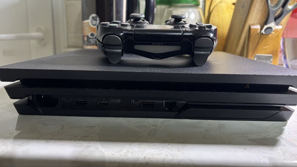 playstation 4 pro 1TB