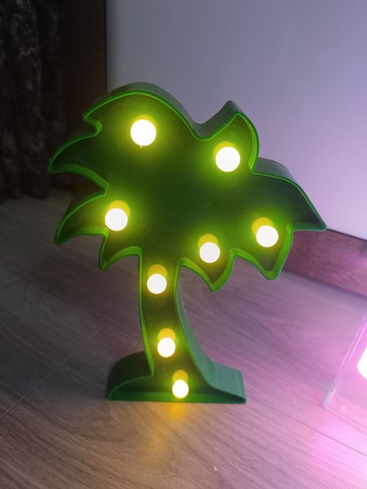 Set 2 lămpi LED decorative – PlayStation RGB + Palmier – lumini de veghe copii
