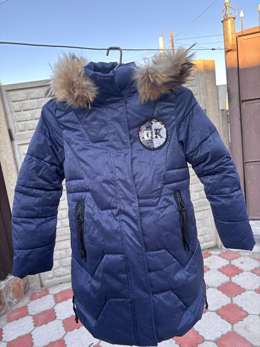 Продам зимний пуховик