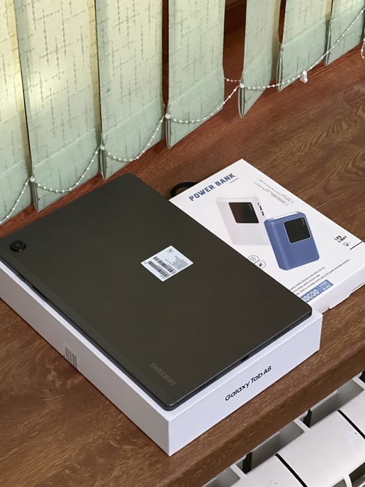 Планшет Samsung Tab A8 128Gb + PowerBank