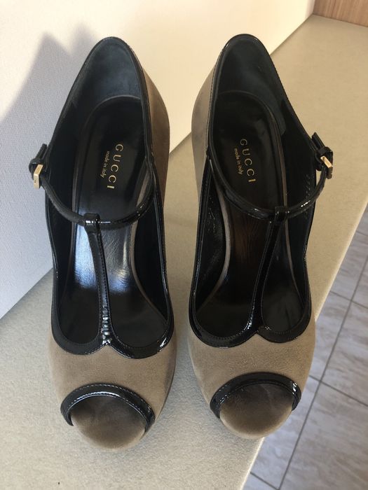 Pantofi open toe Gucci