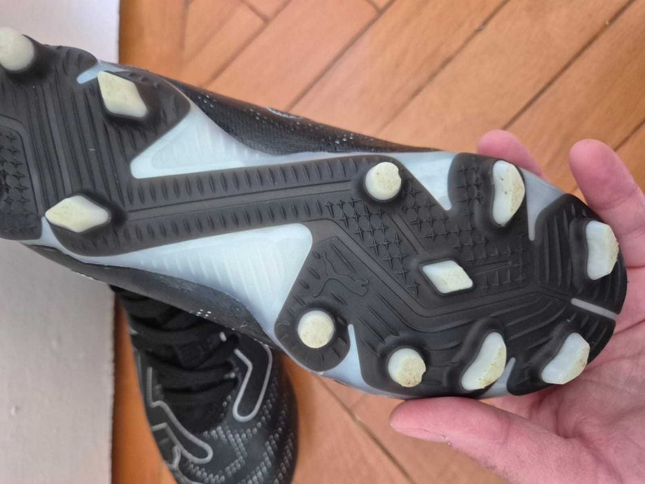 Ghete fotbal Puma pentru copii
