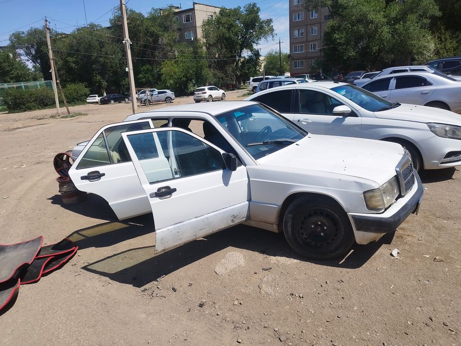 Продам машину Мерседес