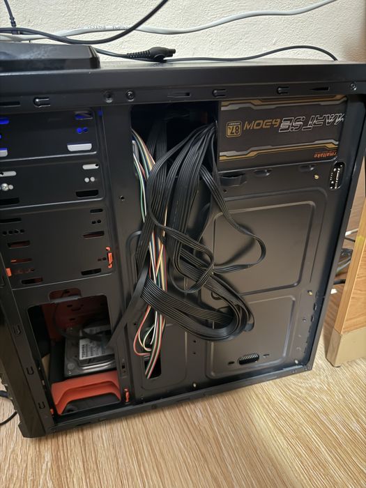 Настолен компютър