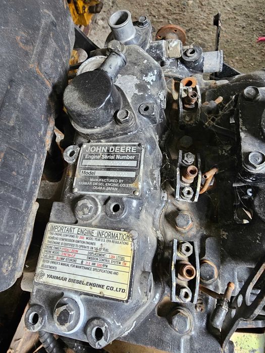Dezmembrez motor Yanmar 3TNE78