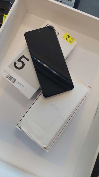 Смарт телефон OPPO A5 CPH2735