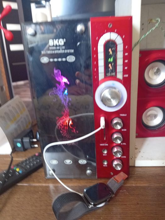 Хачу продать магнитафон