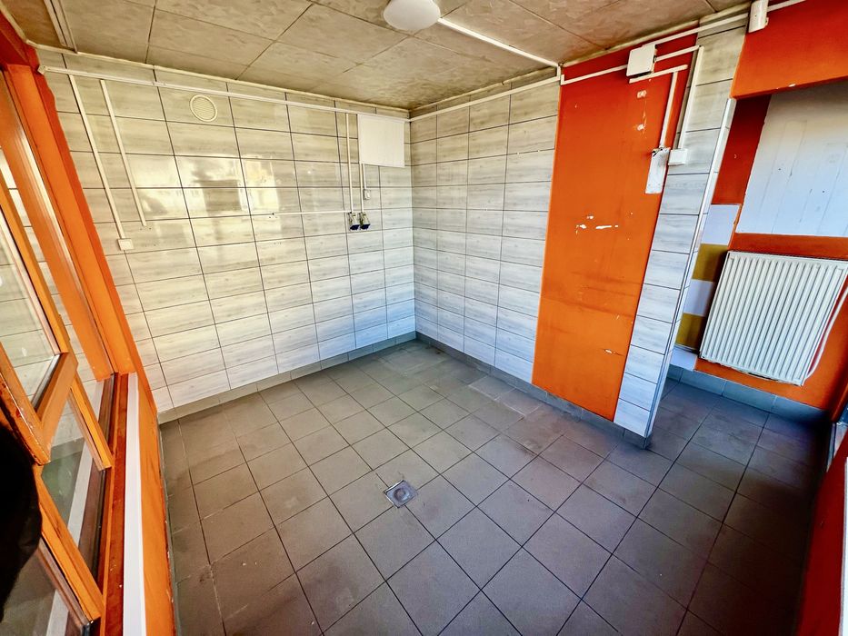 Spatiu comercial ultracentral cu terasa pe bulevard Arad