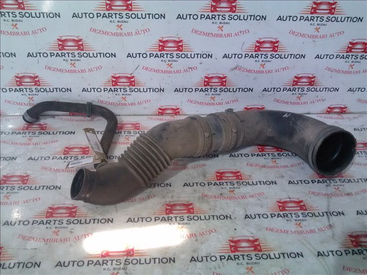 tubulatura admisie 2.3 d iveco daily an fabr.2009